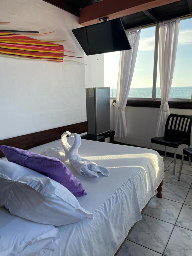 Hotel La Barca Atacames Extérieur photo
